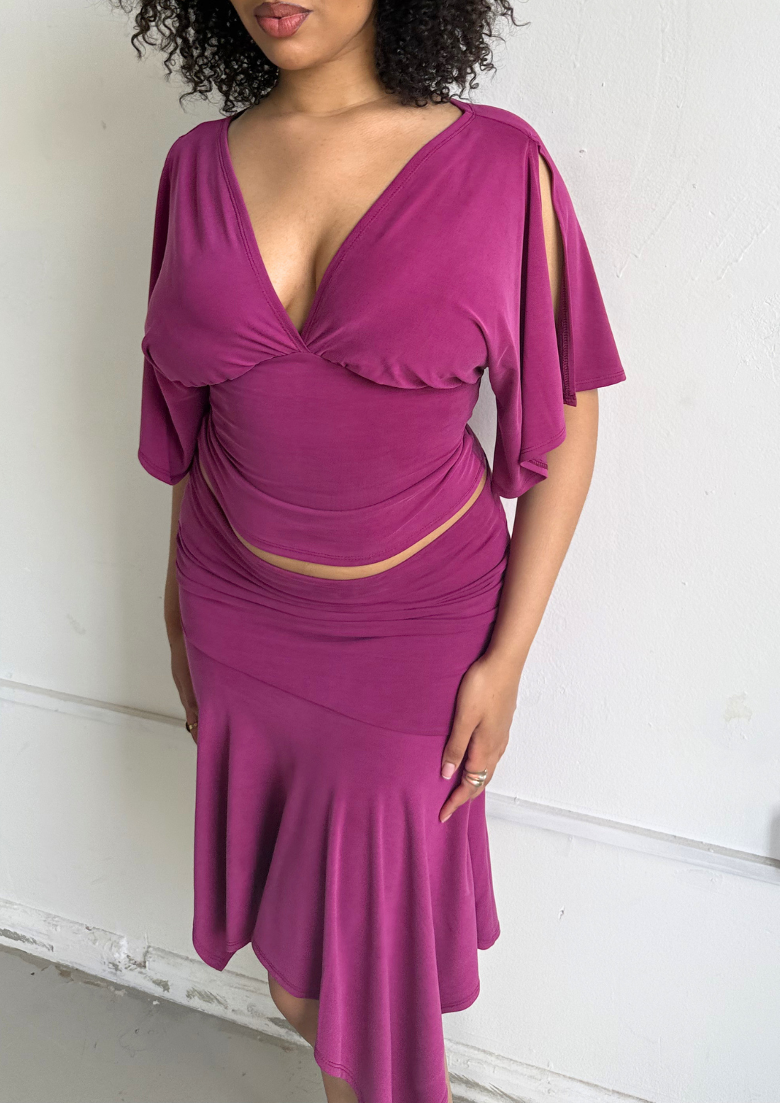 The Yasmin plunge split sleeve top in Raspberry ripple modal