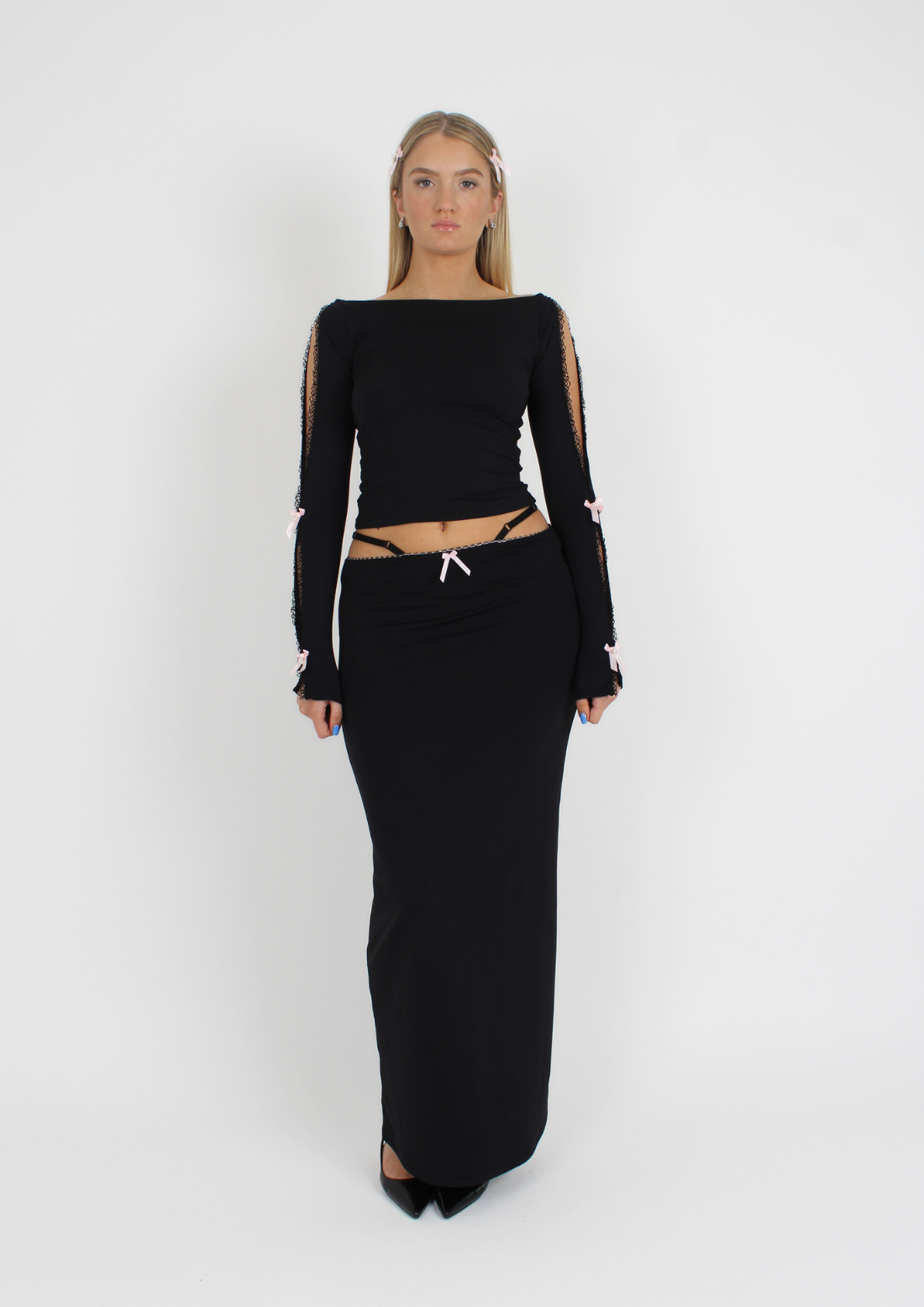 Bow Detail Maxi Skirt In Black