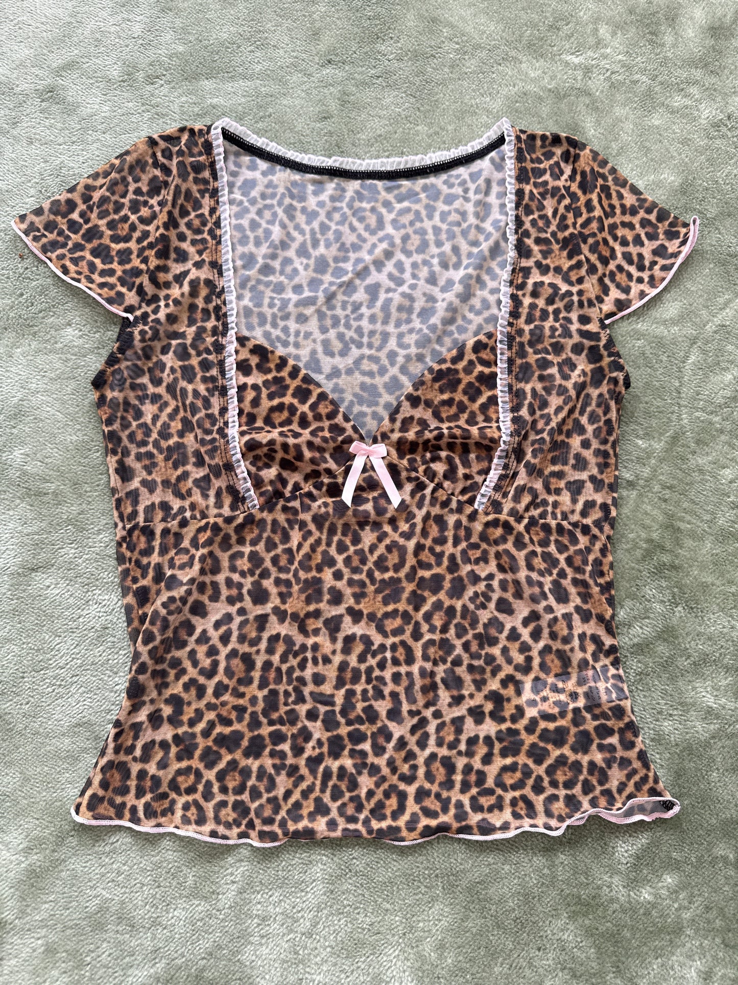 Fuller bust leopard top sample size 8