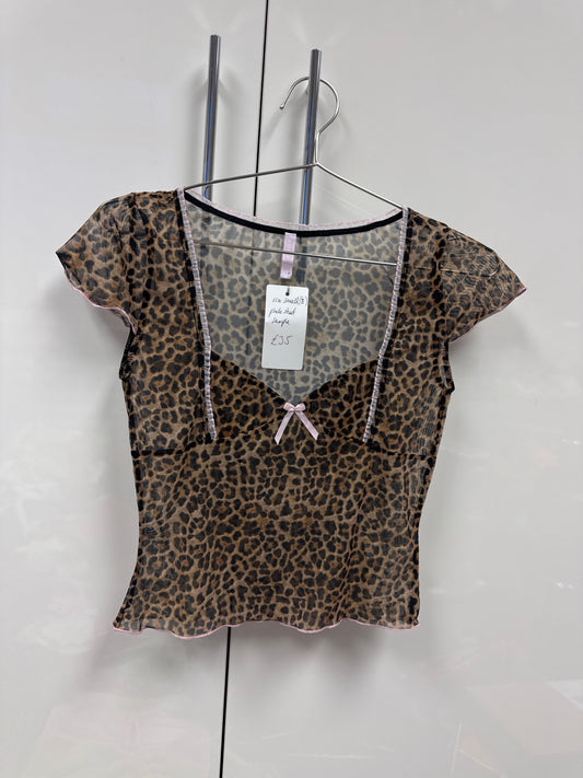 Leopard cap sleeve top photo sample